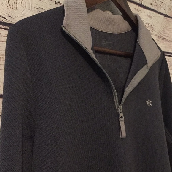 Old Navy Women's Active Pullover - Picture 3 of 8